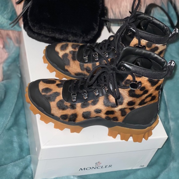 Rare Moncler Boots - Picture 9 of 10